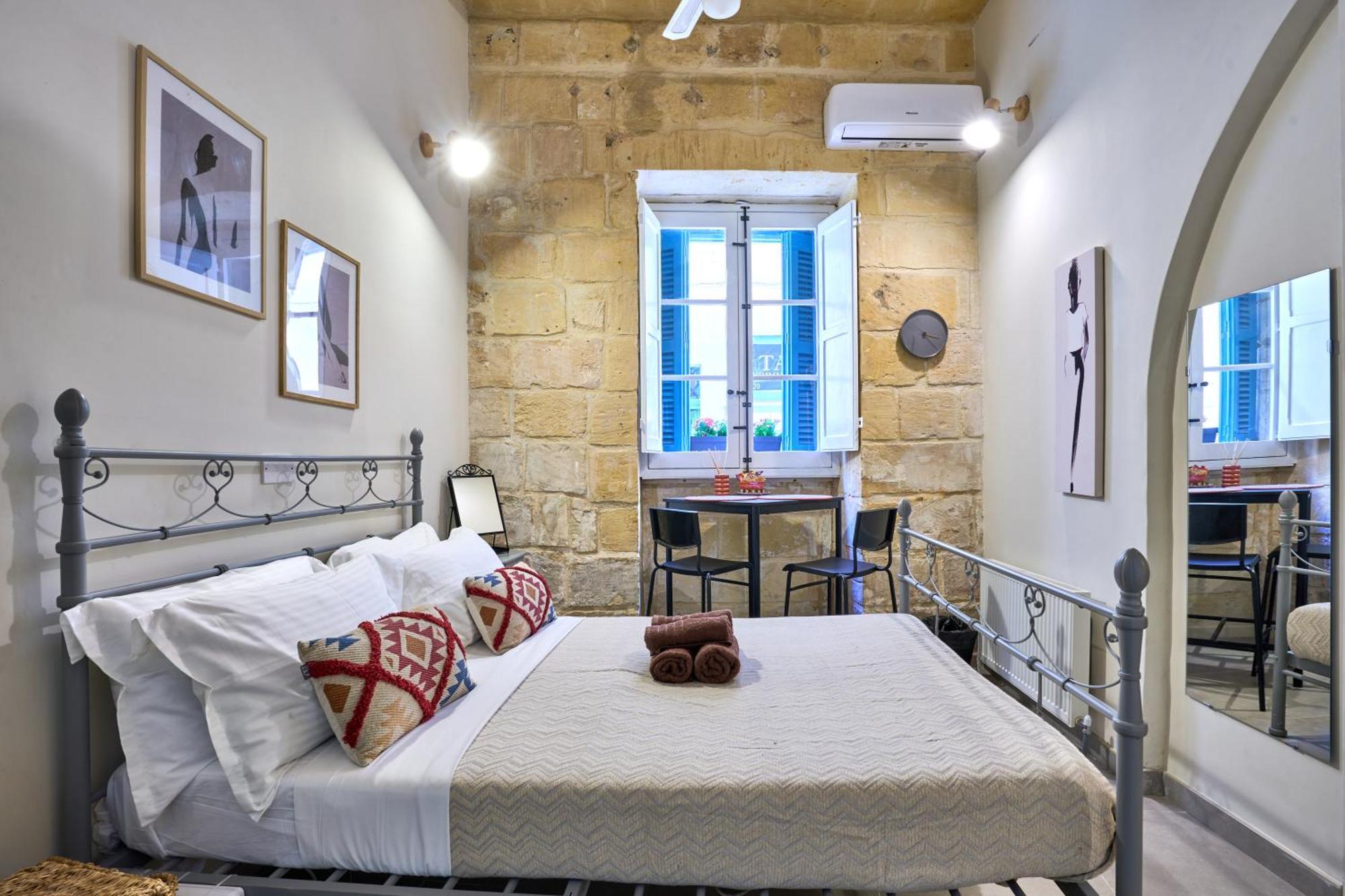 12 -16 , Pacifiku Scicluna Birgu Esterno foto