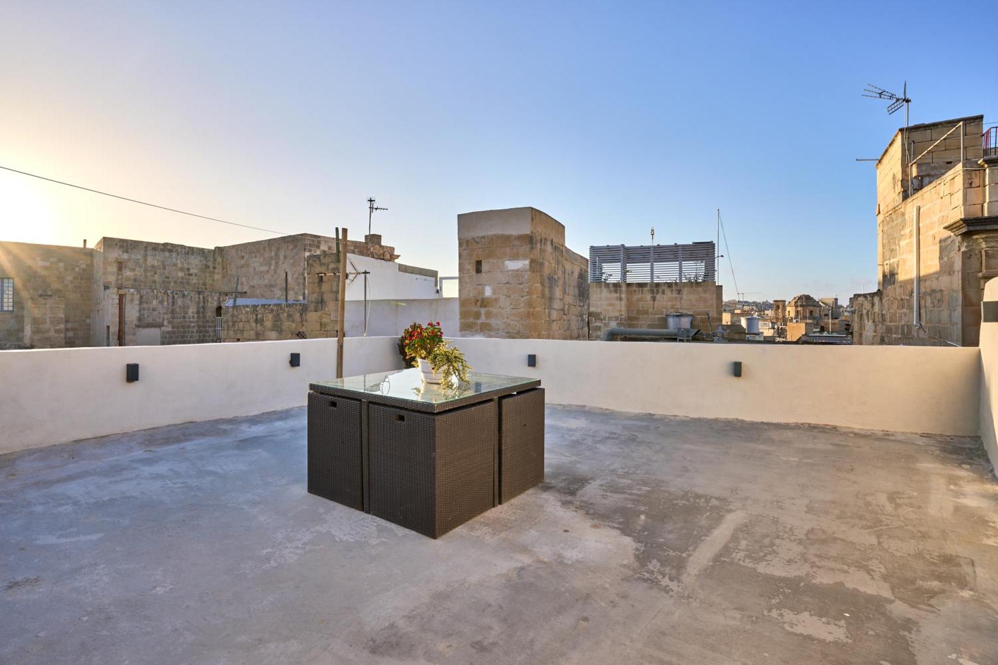 12 -16 , Pacifiku Scicluna Birgu Esterno foto