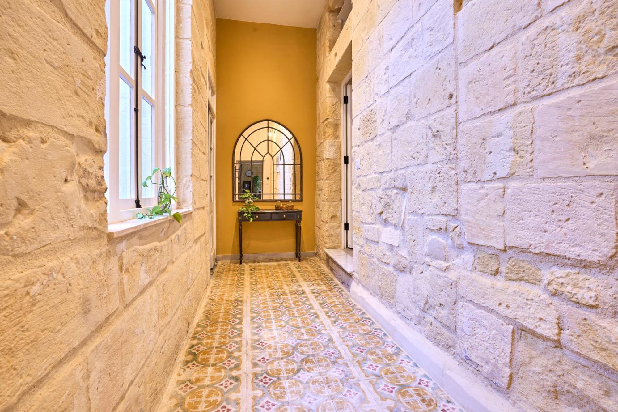 12 -16 , Pacifiku Scicluna Birgu Esterno foto